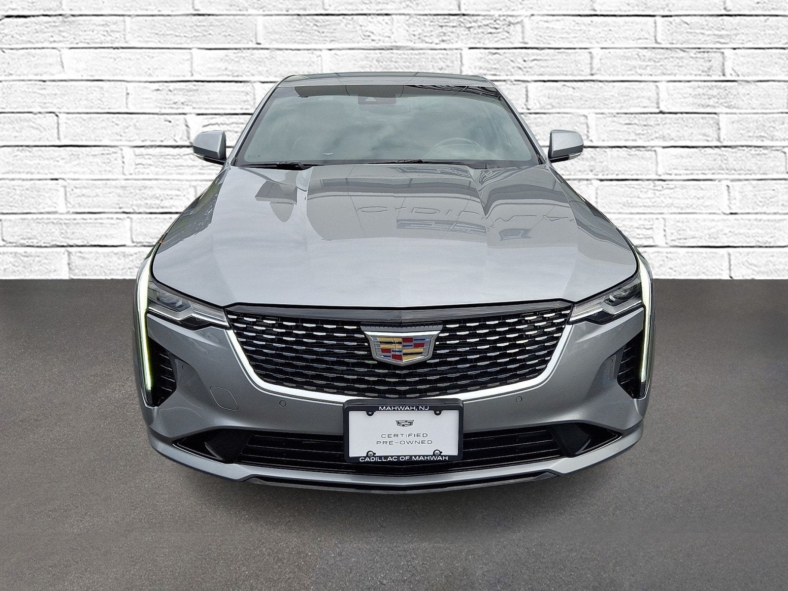 2023 Cadillac CT4 Premium Luxury