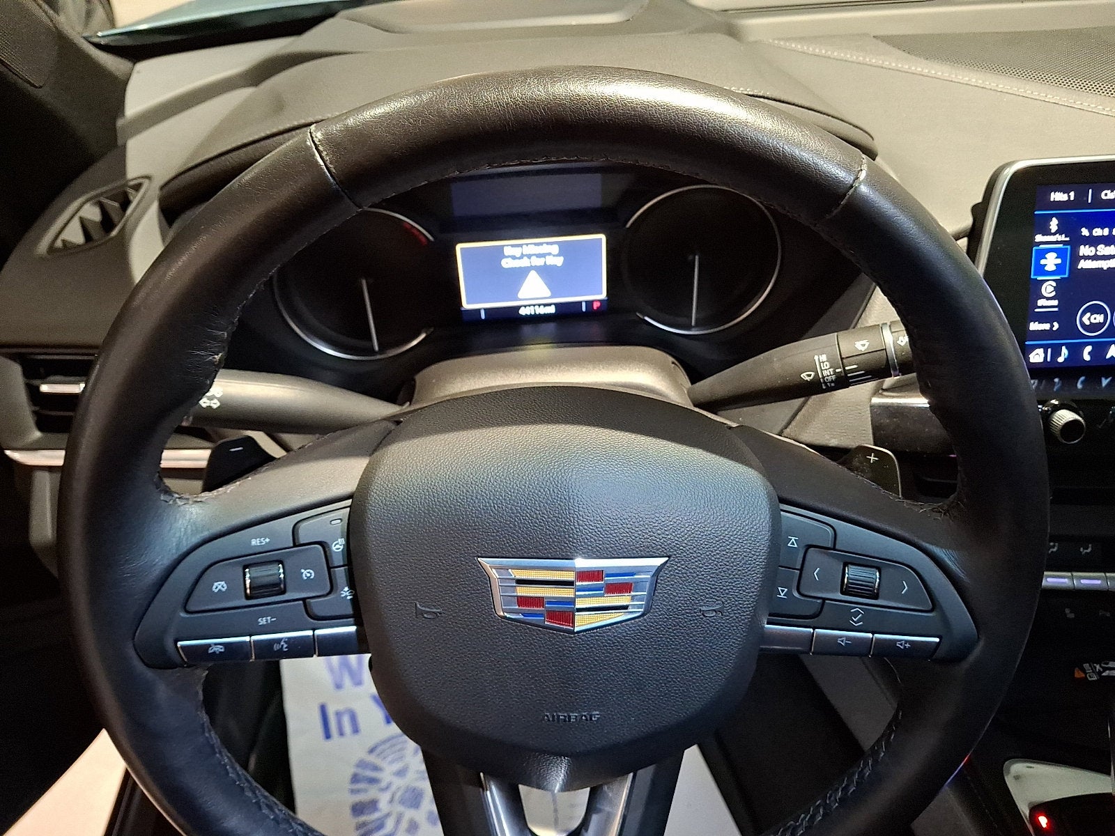 2023 Cadillac CT4 Luxury