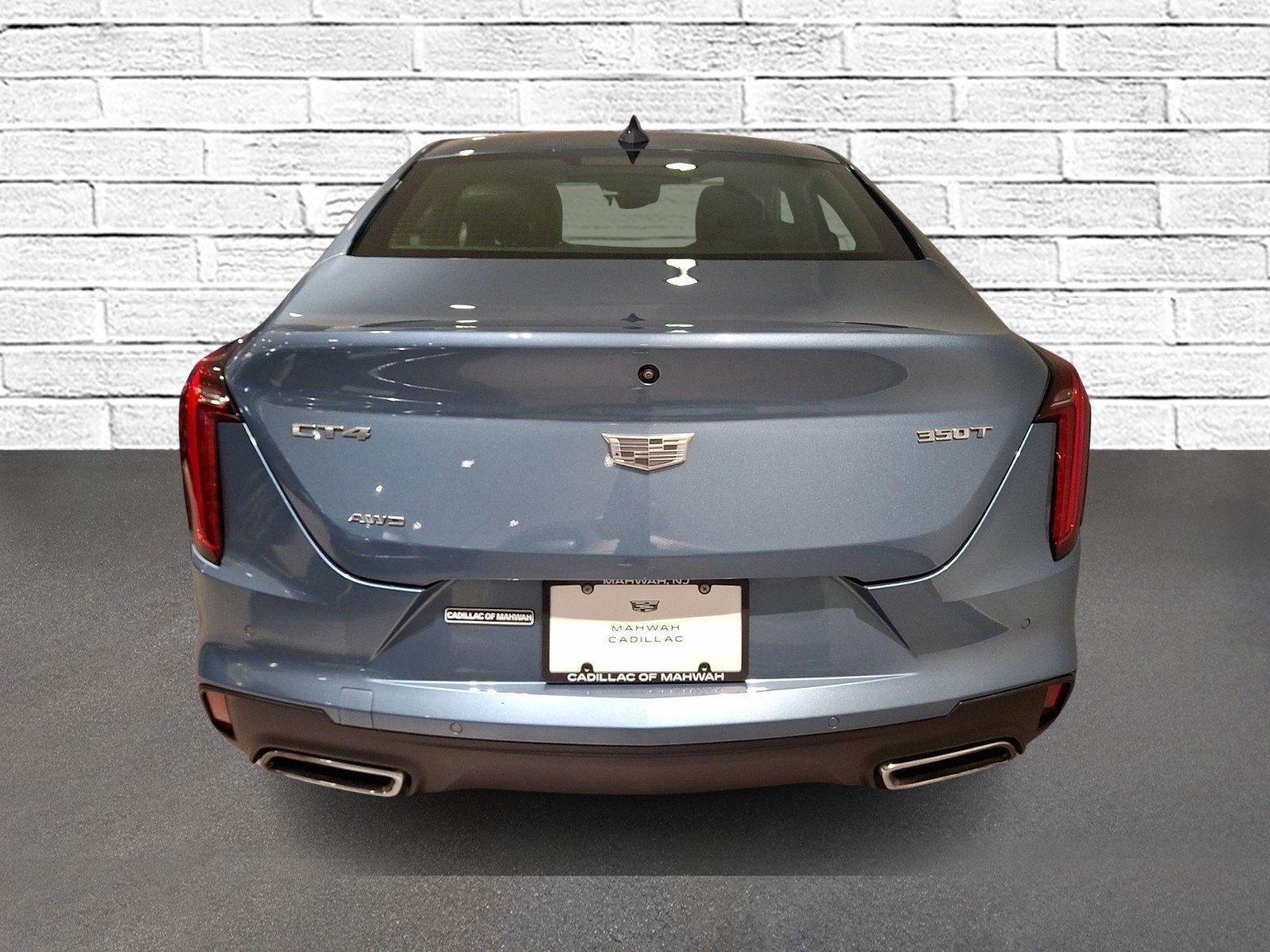2023 Cadillac CT4 Luxury