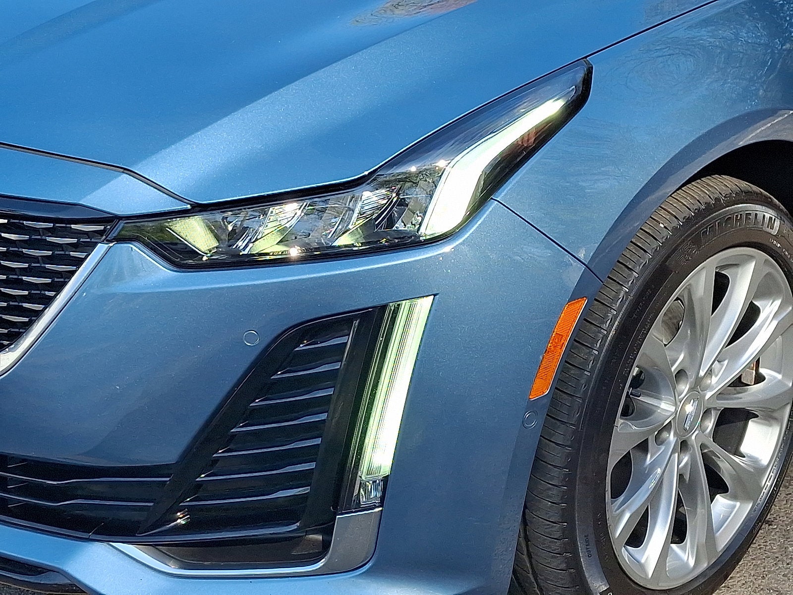 2023 Cadillac CT5 Premium Luxury