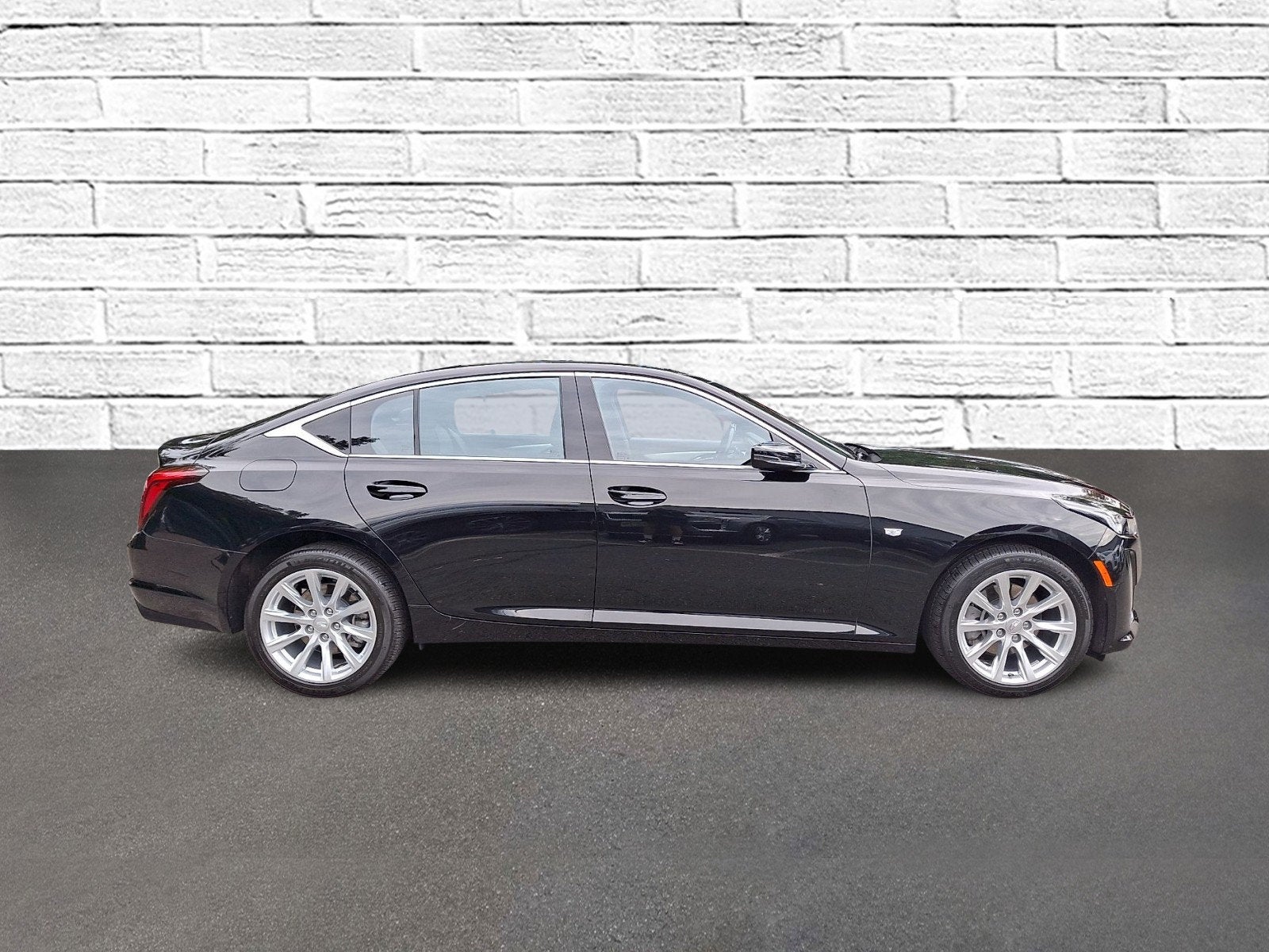 2024 Cadillac CT5 Luxury