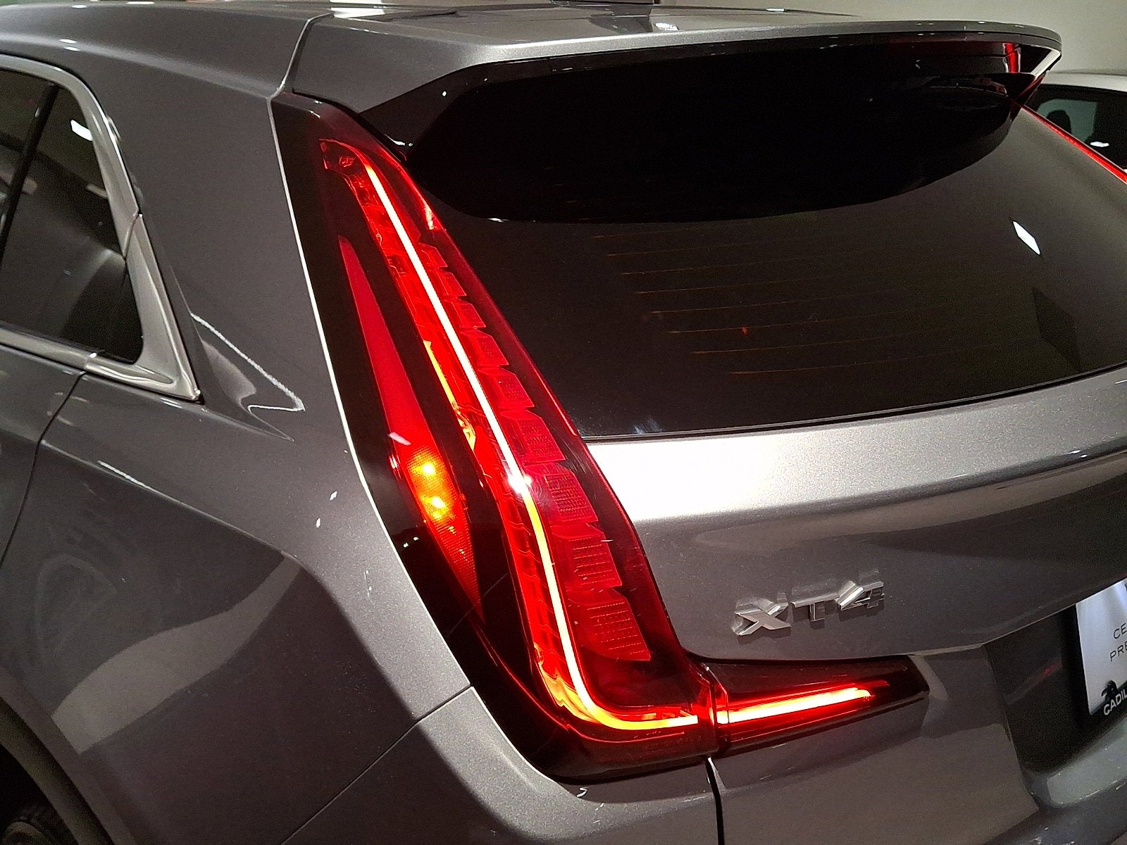 2023 Cadillac XT4 Luxury