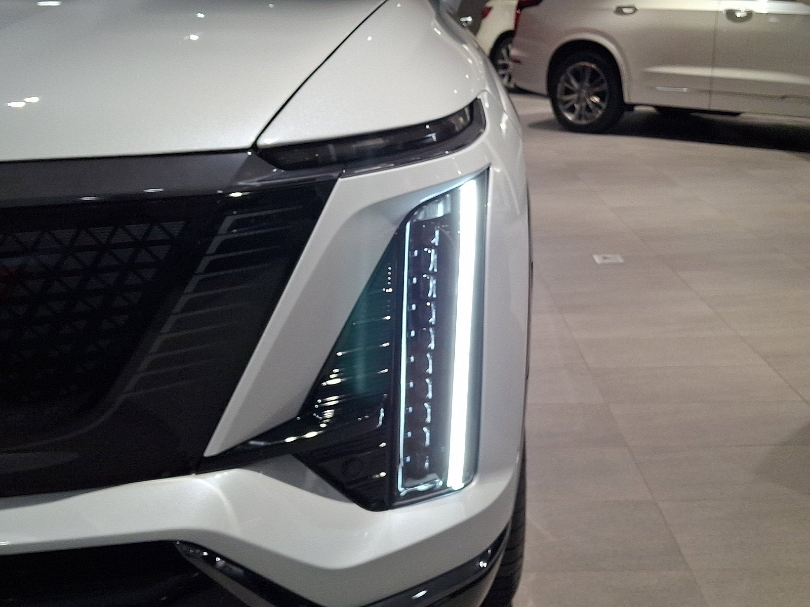 2026 Cadillac VISTIQ Sport