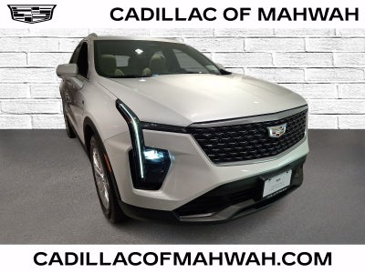 2024 Cadillac XT4 Luxury