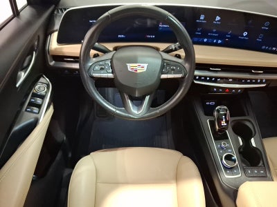 2024 Cadillac XT4 Luxury