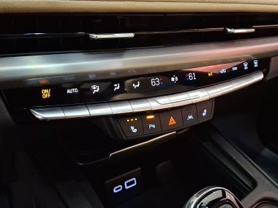 2024 Cadillac XT4 Luxury