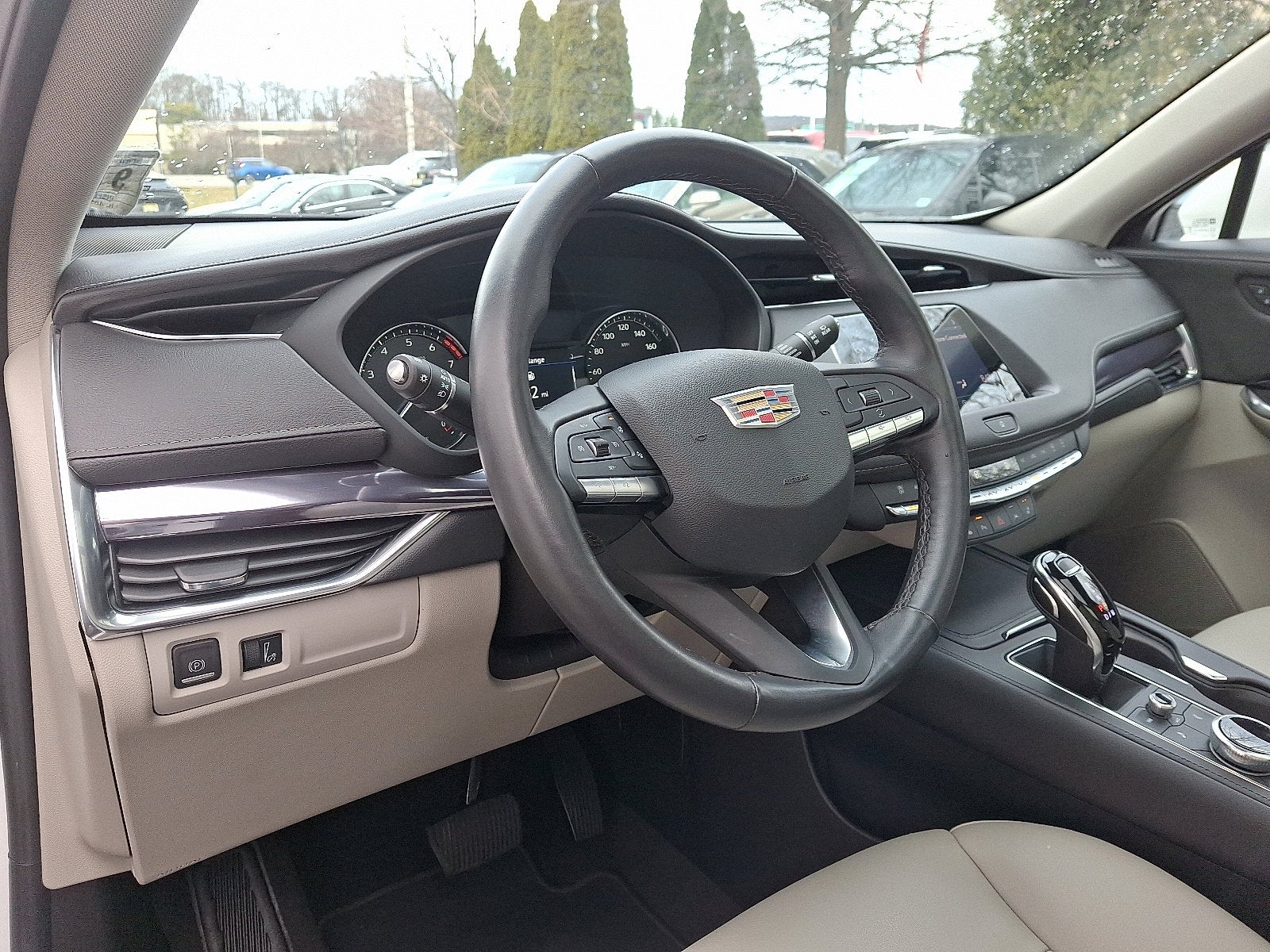 2023 Cadillac XT4 Luxury