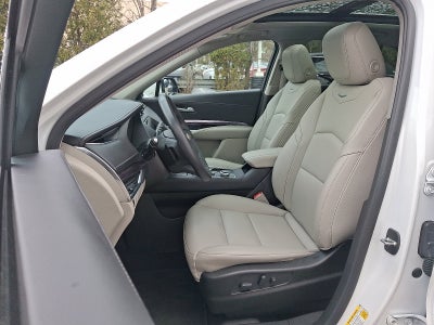 2023 Cadillac XT4 Luxury