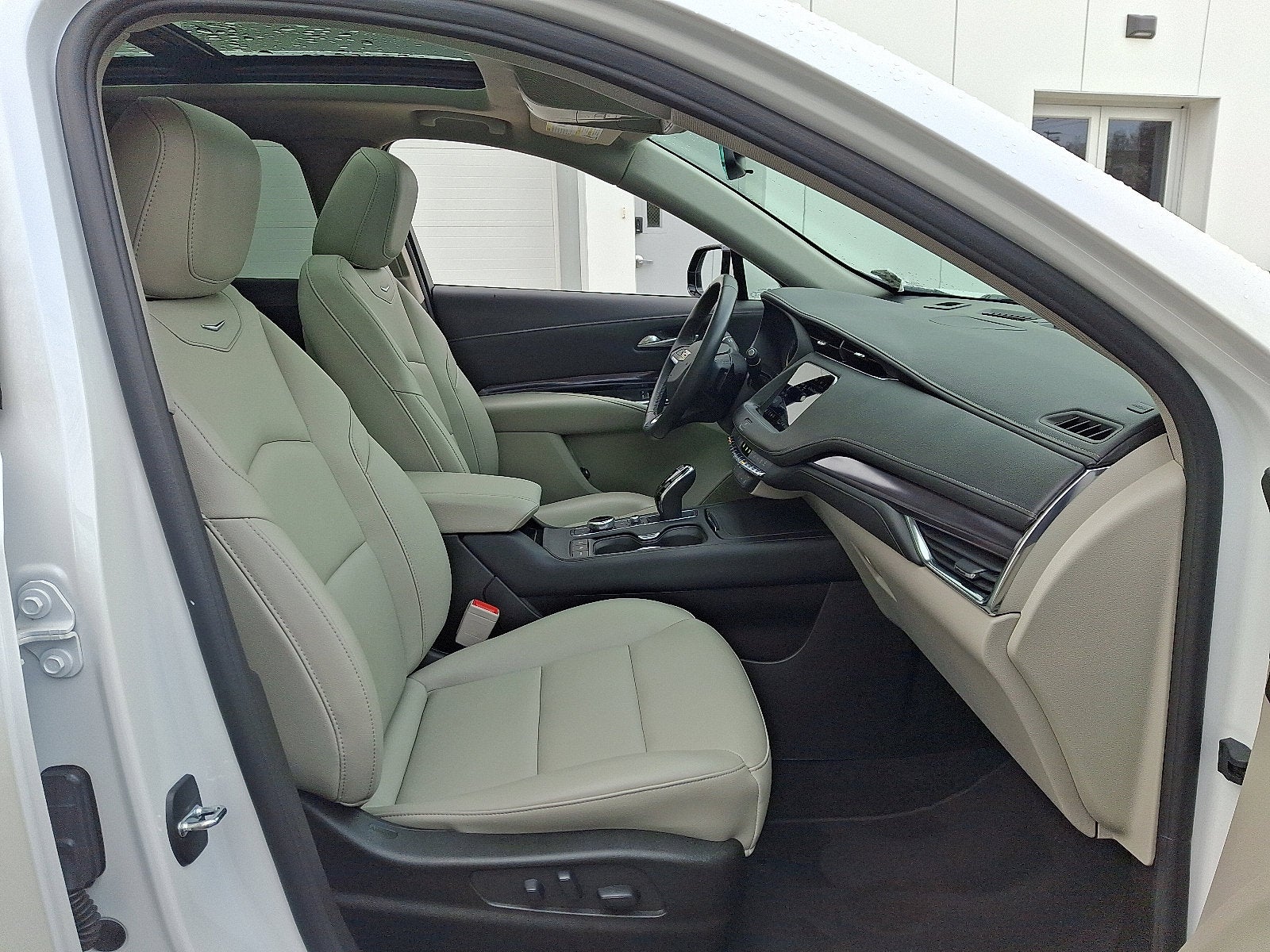 2023 Cadillac XT4 Luxury