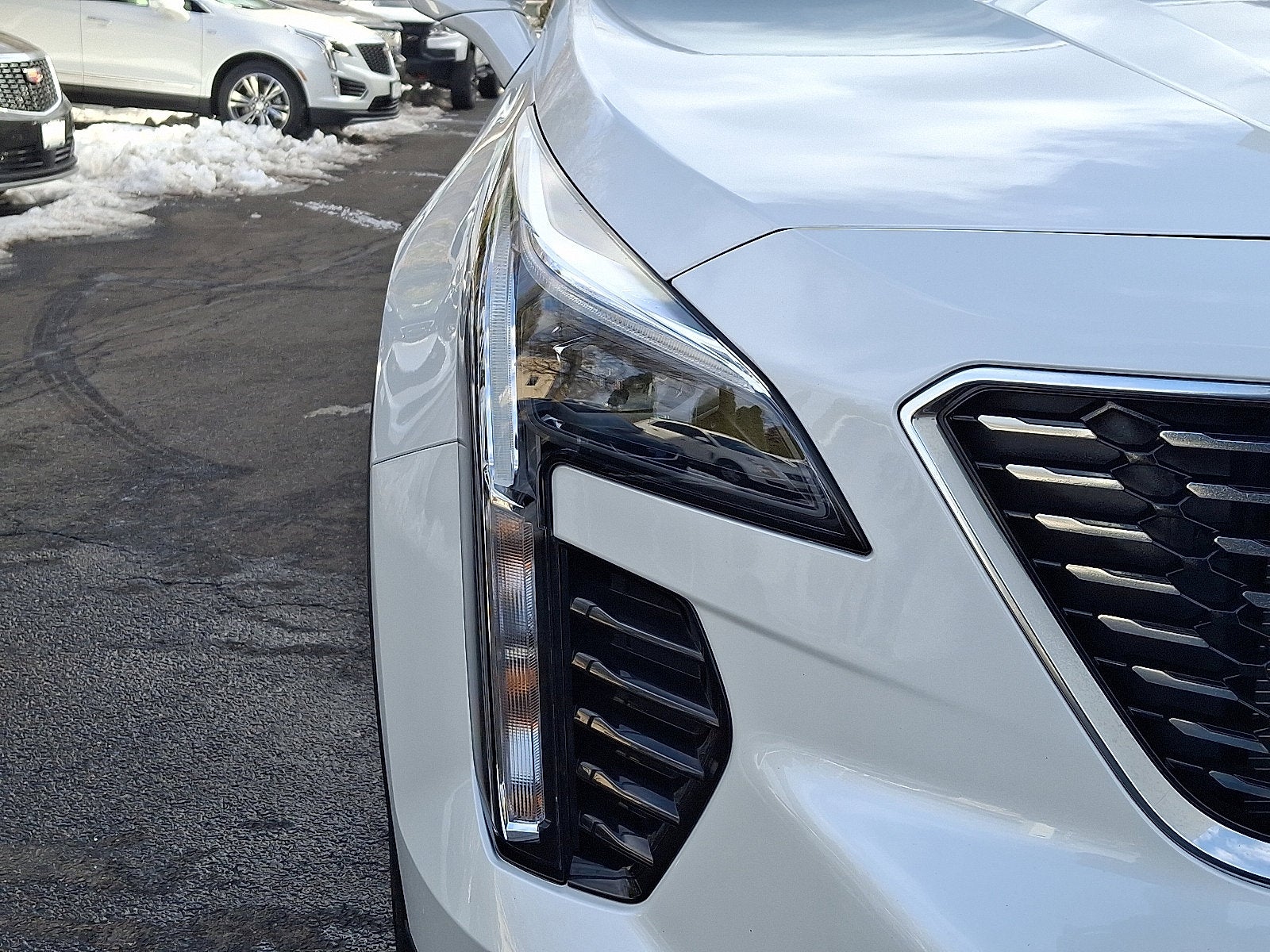 2023 Cadillac XT4 Luxury