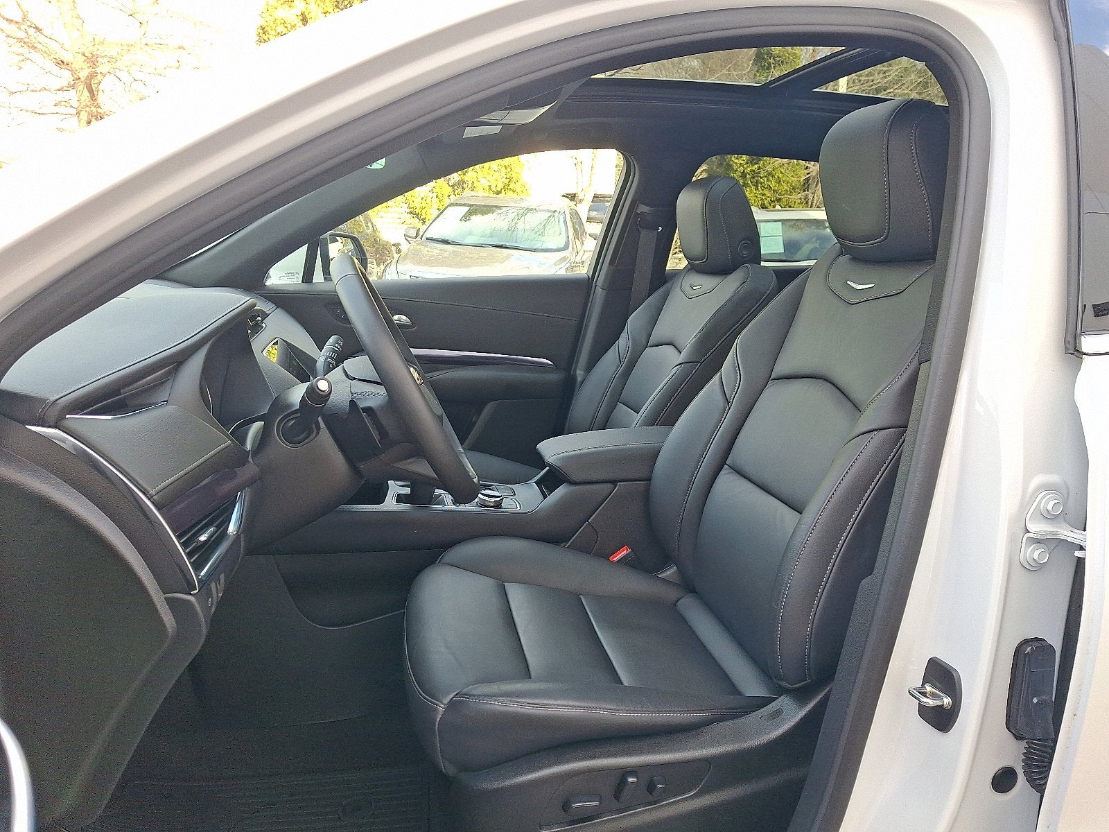 2023 Cadillac XT4 Luxury