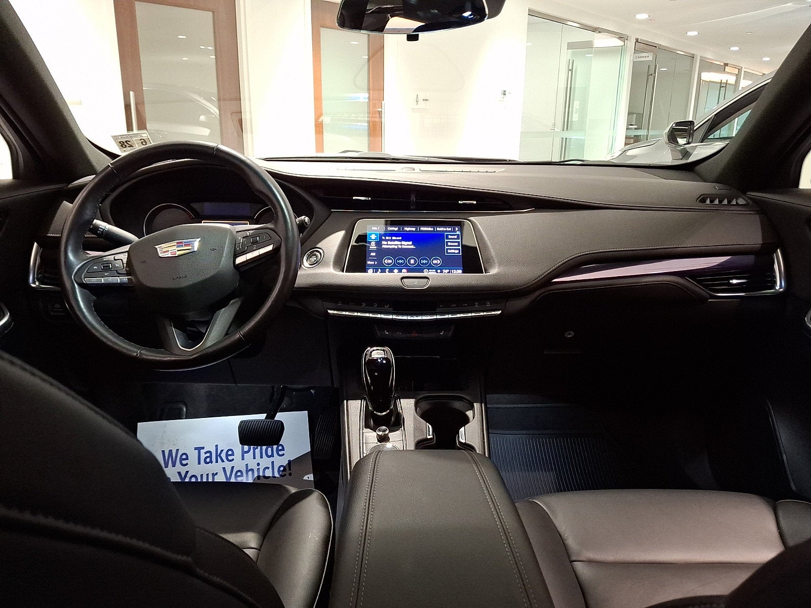 2023 Cadillac XT4 Luxury