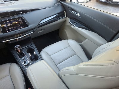 2021 Cadillac XT4 Premium Luxury