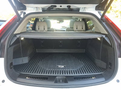 2021 Cadillac XT4 Premium Luxury