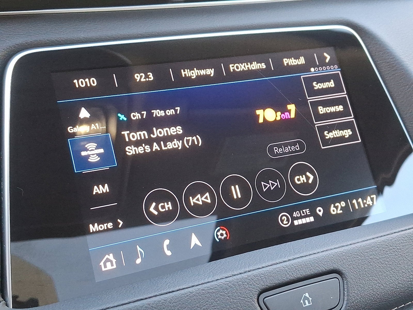 2021 Cadillac XT4 Premium Luxury