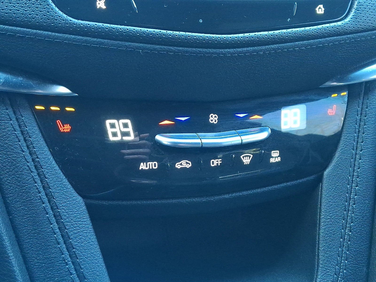 2023 Cadillac XT5 Luxury