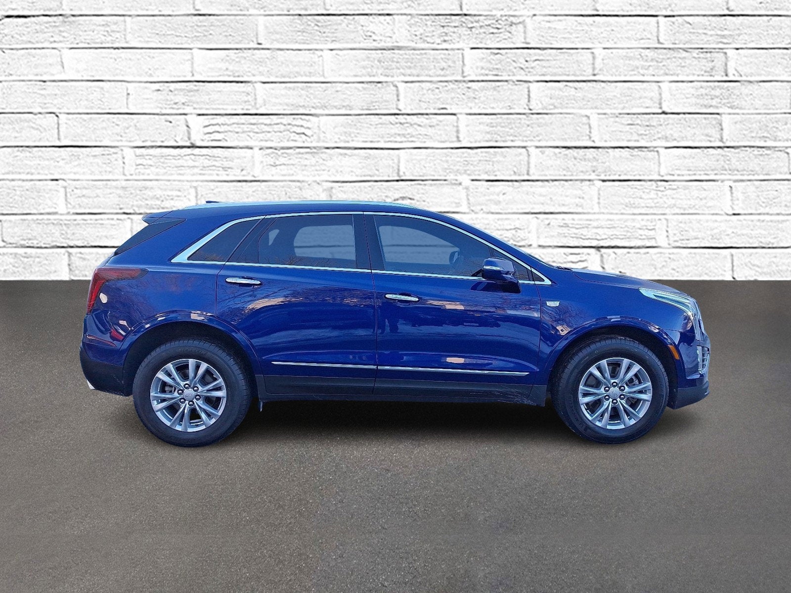 2023 Cadillac XT5 Luxury