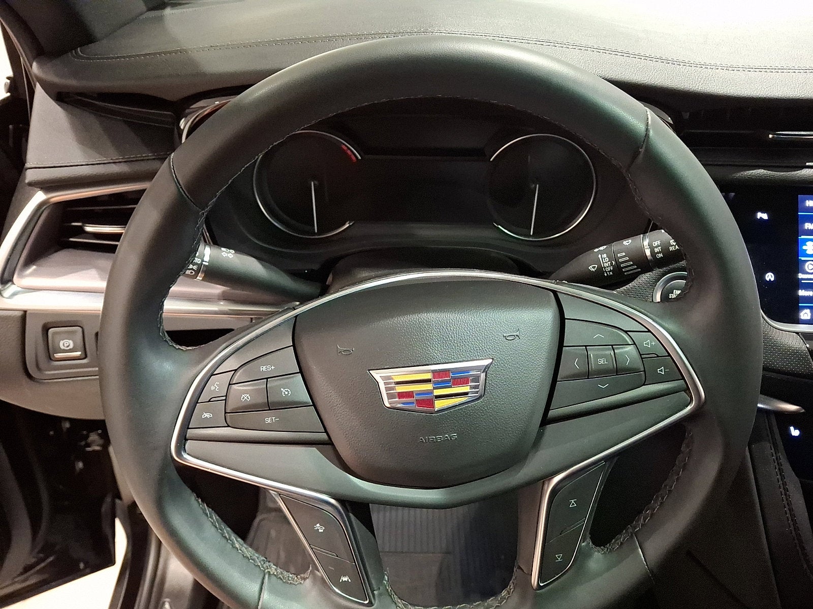 2024 Cadillac XT5 Luxury