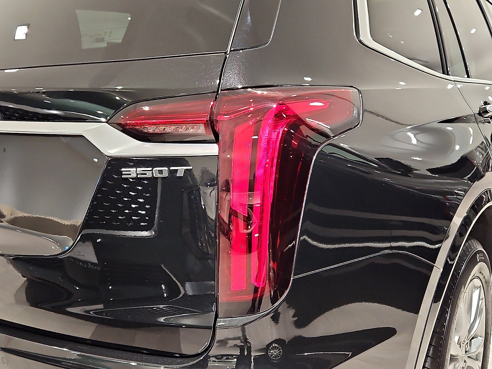 2024 Cadillac XT6 Luxury