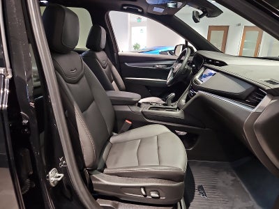 2024 Cadillac XT6 Luxury