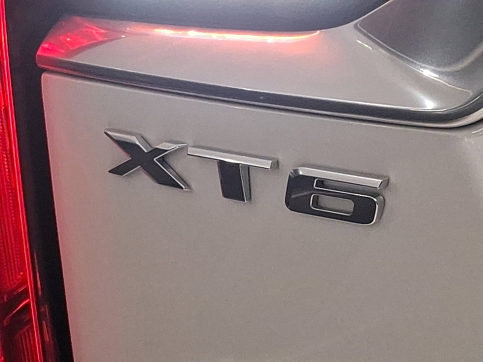 2022 Cadillac XT6 Premium Luxury