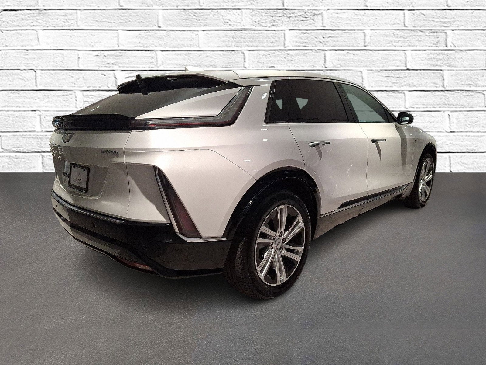 2024 Cadillac LYRIQ Tech