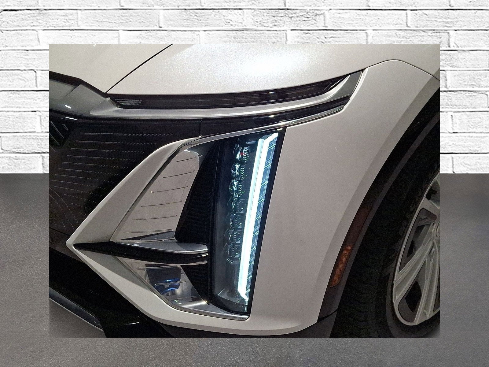 2024 Cadillac LYRIQ Tech