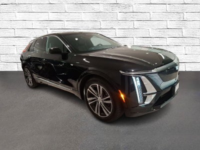 2024 Cadillac LYRIQ Luxury 1