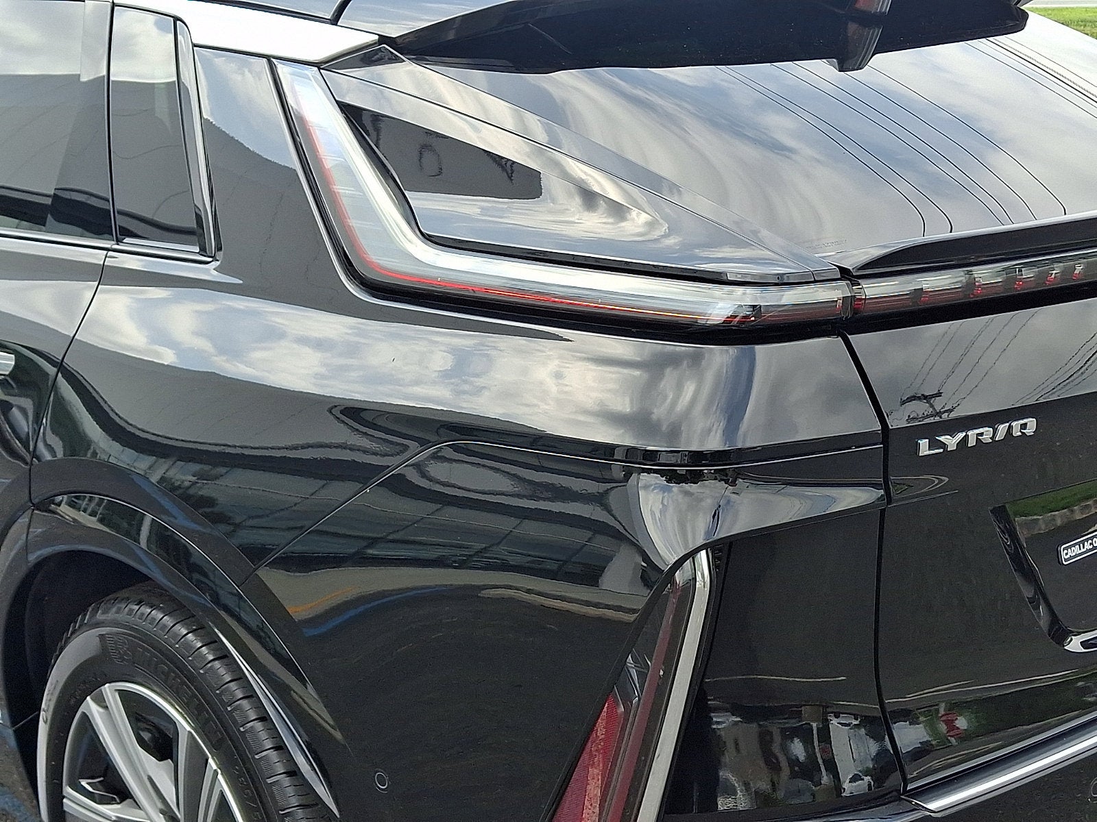 2024 Cadillac LYRIQ Luxury 1