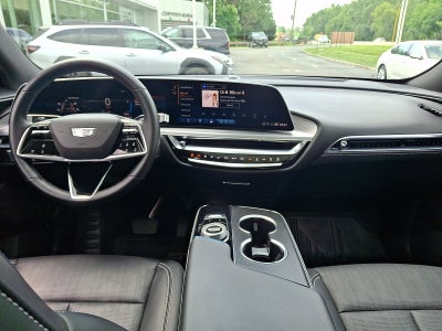 2024 Cadillac LYRIQ Luxury 1