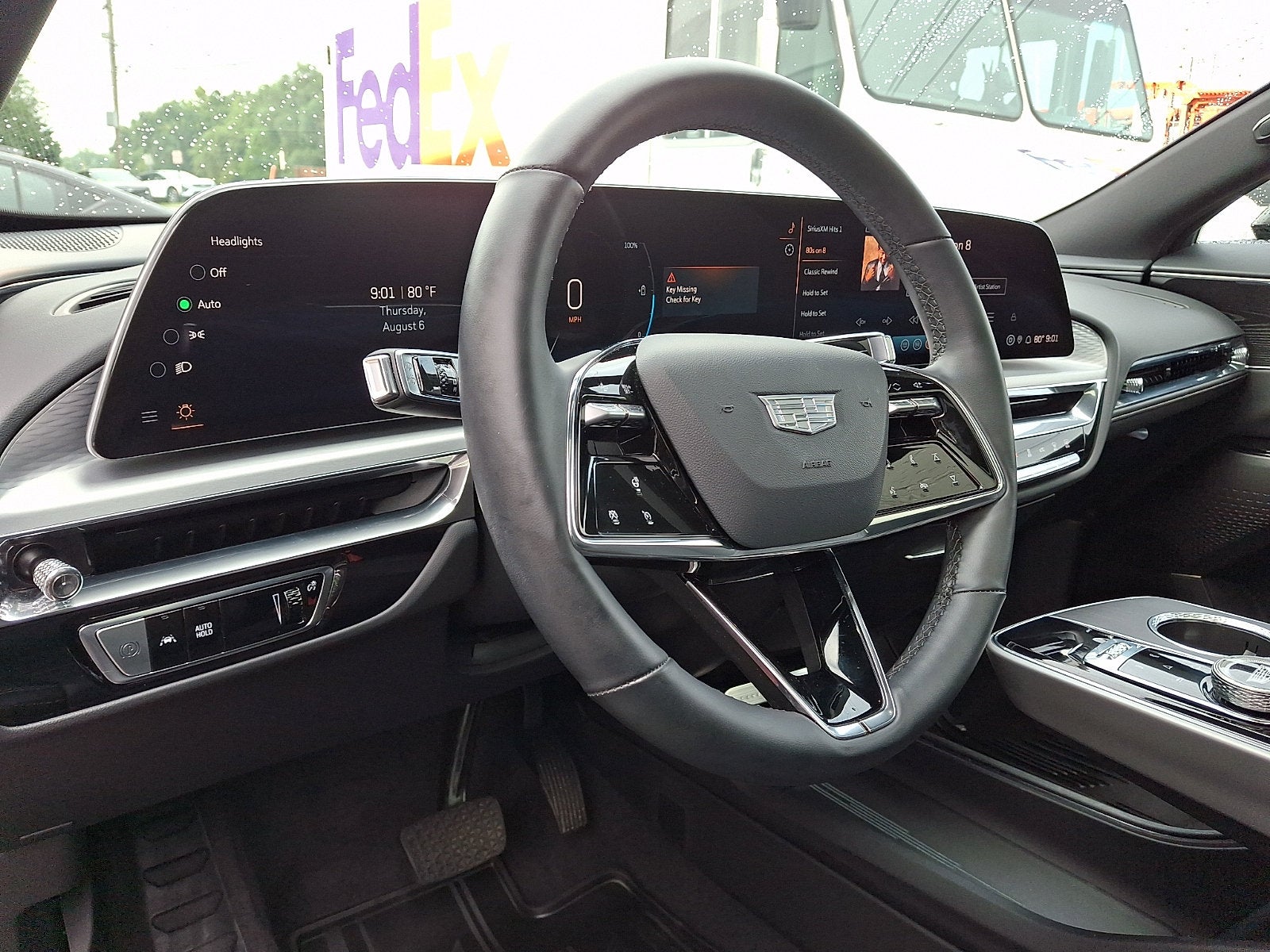 2024 Cadillac LYRIQ Luxury 1