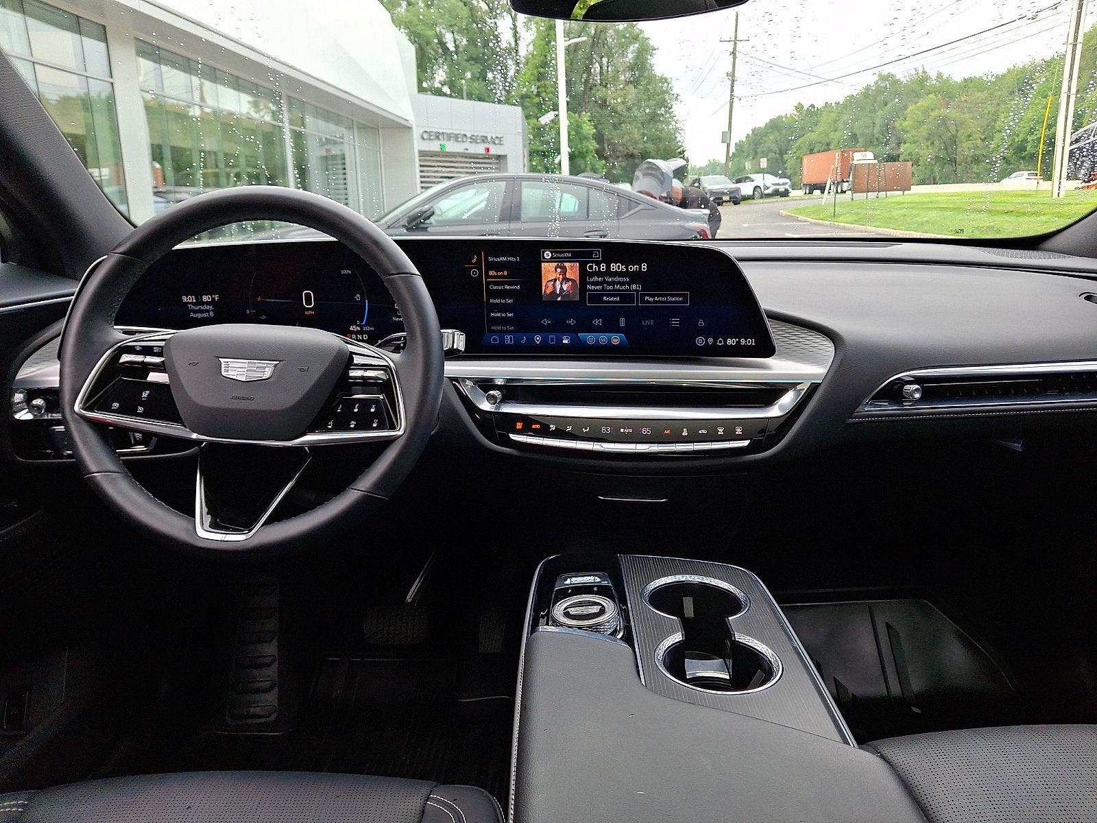 2024 Cadillac LYRIQ Luxury 1