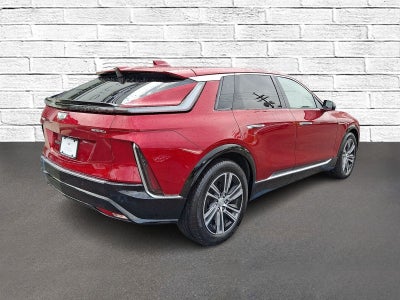 2024 Cadillac LYRIQ Luxury 1