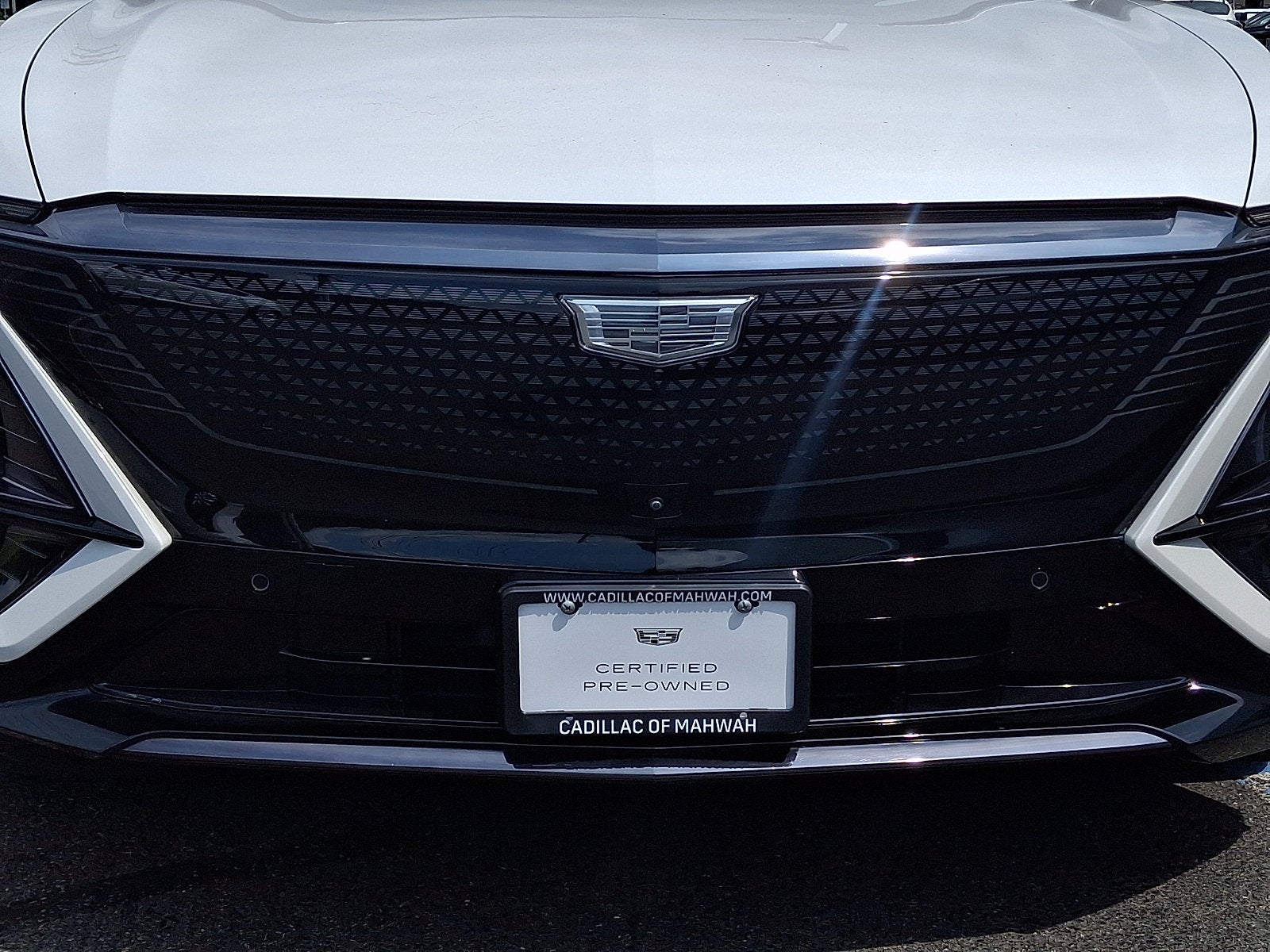 2024 Cadillac LYRIQ Sport 2