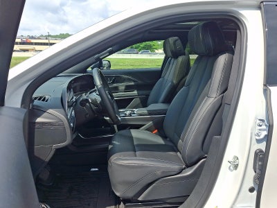 2024 Cadillac LYRIQ Sport 2