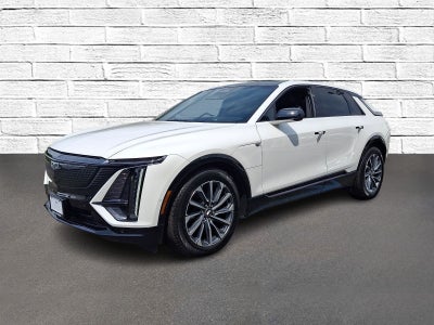 2024 Cadillac LYRIQ Sport 2