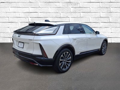 2024 Cadillac LYRIQ Sport 2