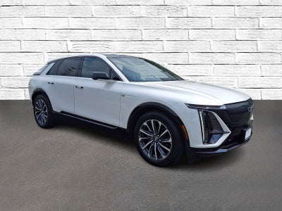 2024 Cadillac LYRIQ Sport 2