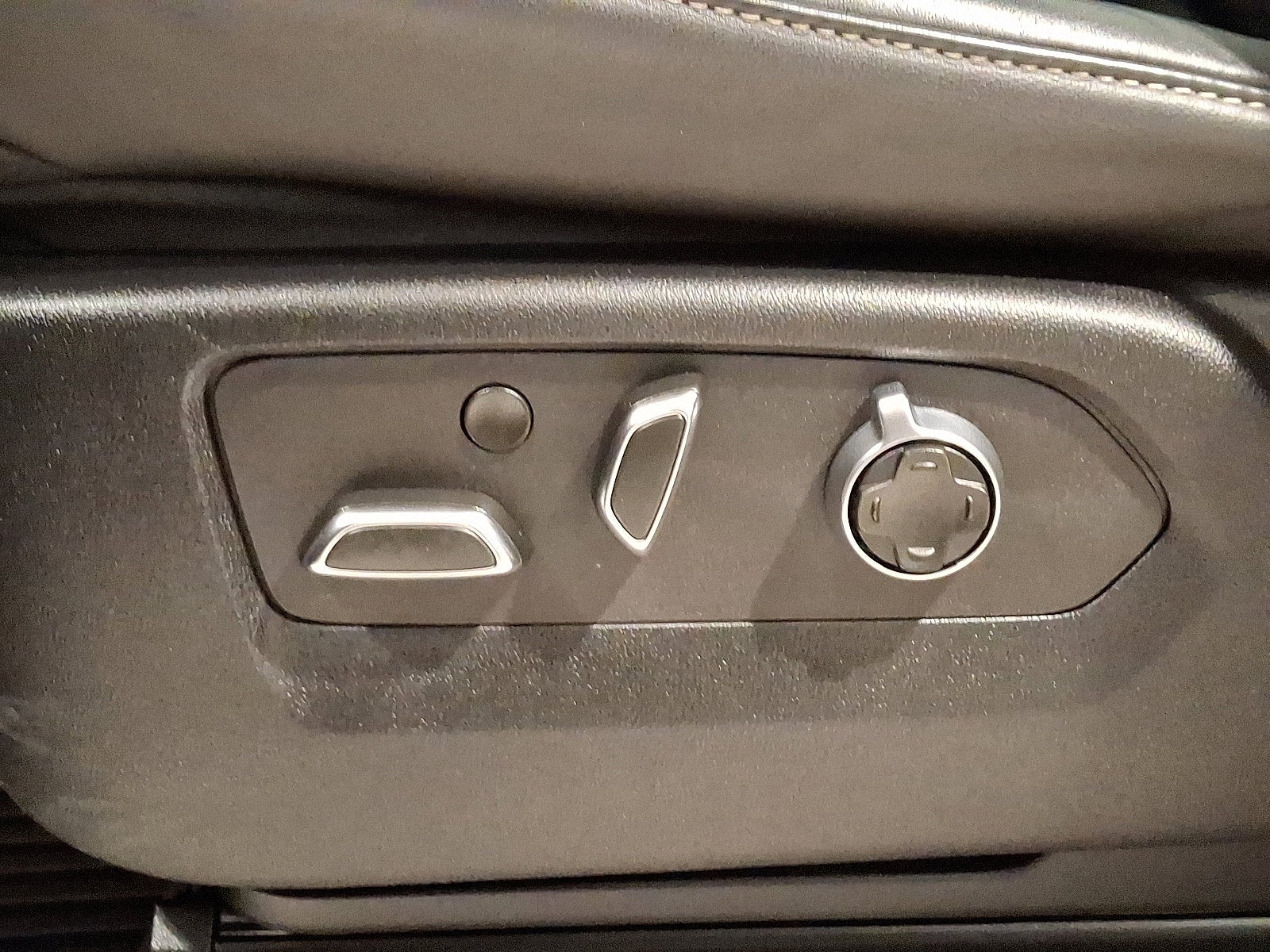 2023 Cadillac Escalade Premium Luxury Platinum