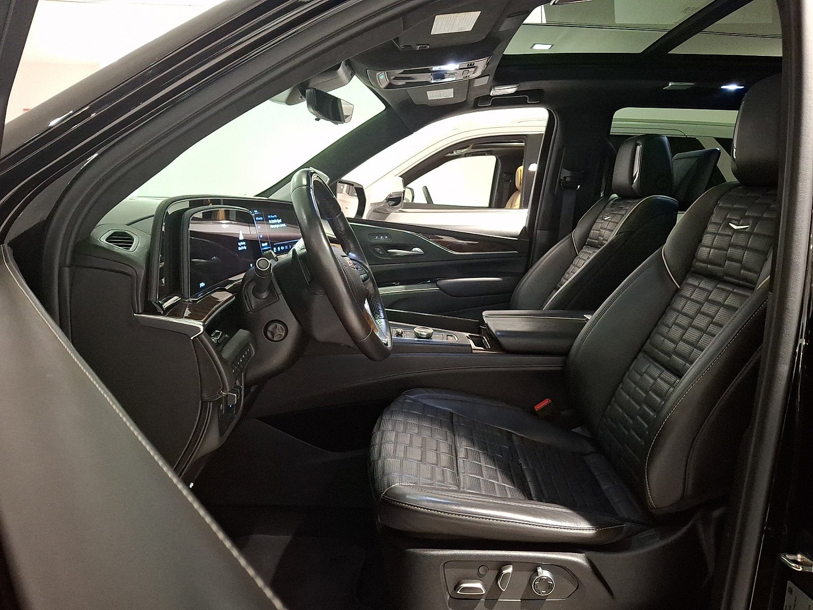 2023 Cadillac Escalade Sport Platinum