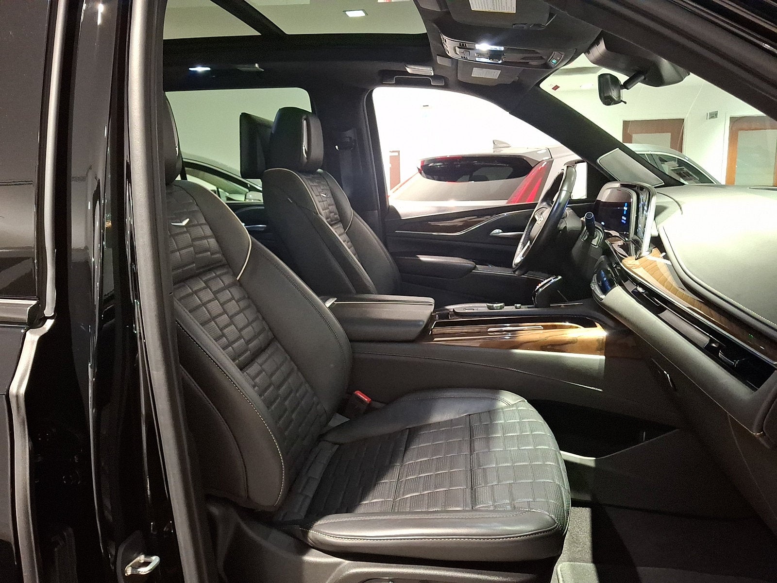 2023 Cadillac Escalade Sport Platinum