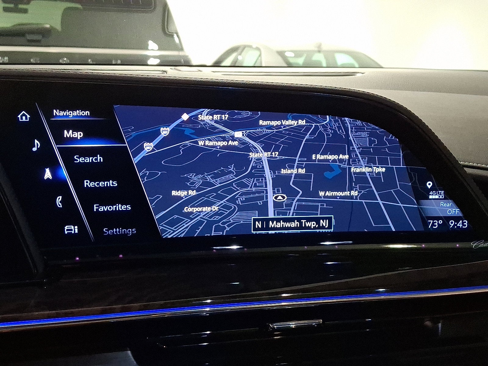 2023 Cadillac Escalade ESV Premium Luxury