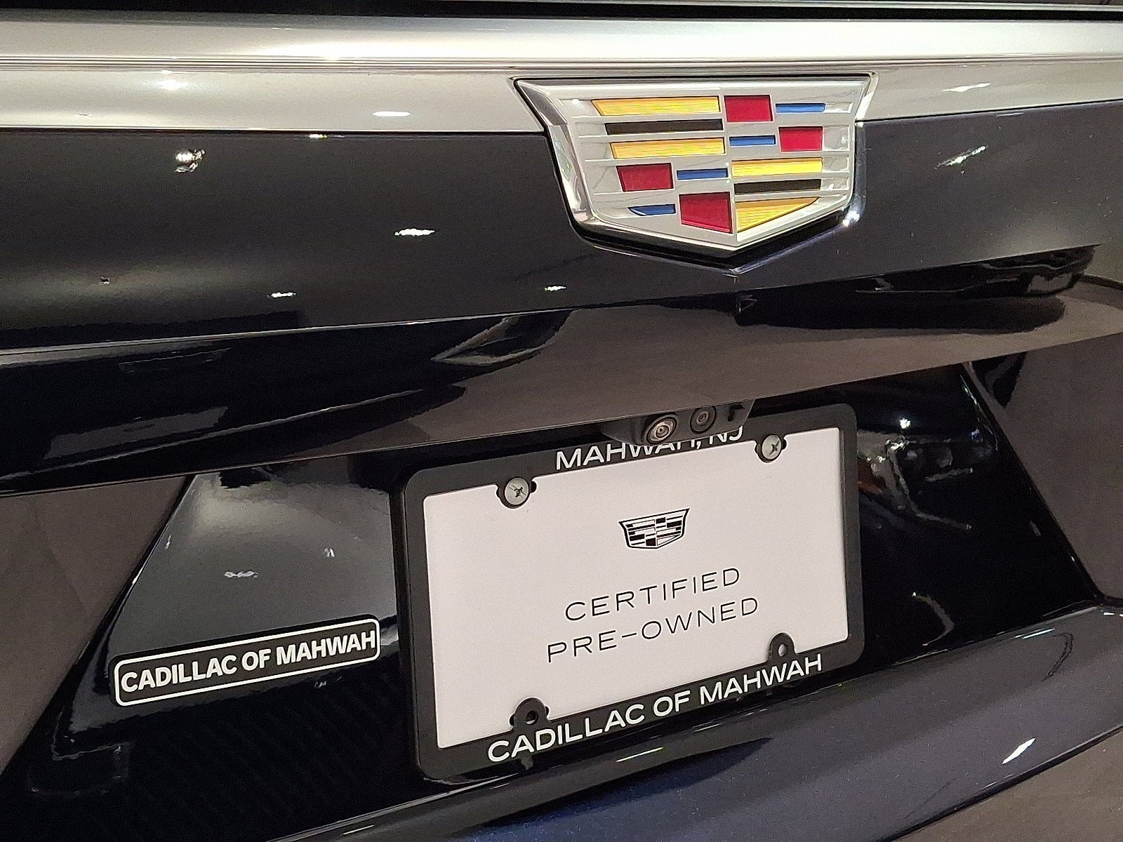 2023 Cadillac Escalade ESV Premium Luxury