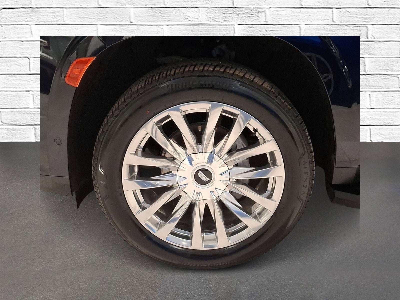 2023 Cadillac Escalade ESV Premium Luxury