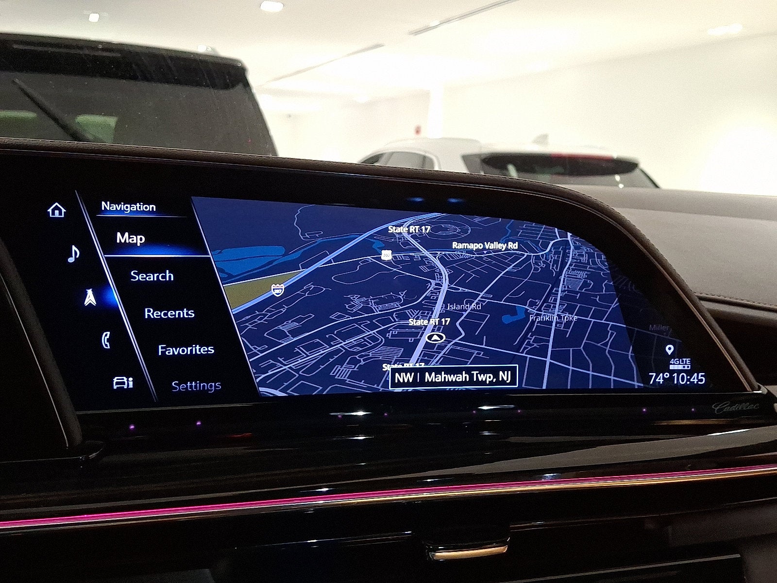 2023 Cadillac Escalade ESV Premium Luxury