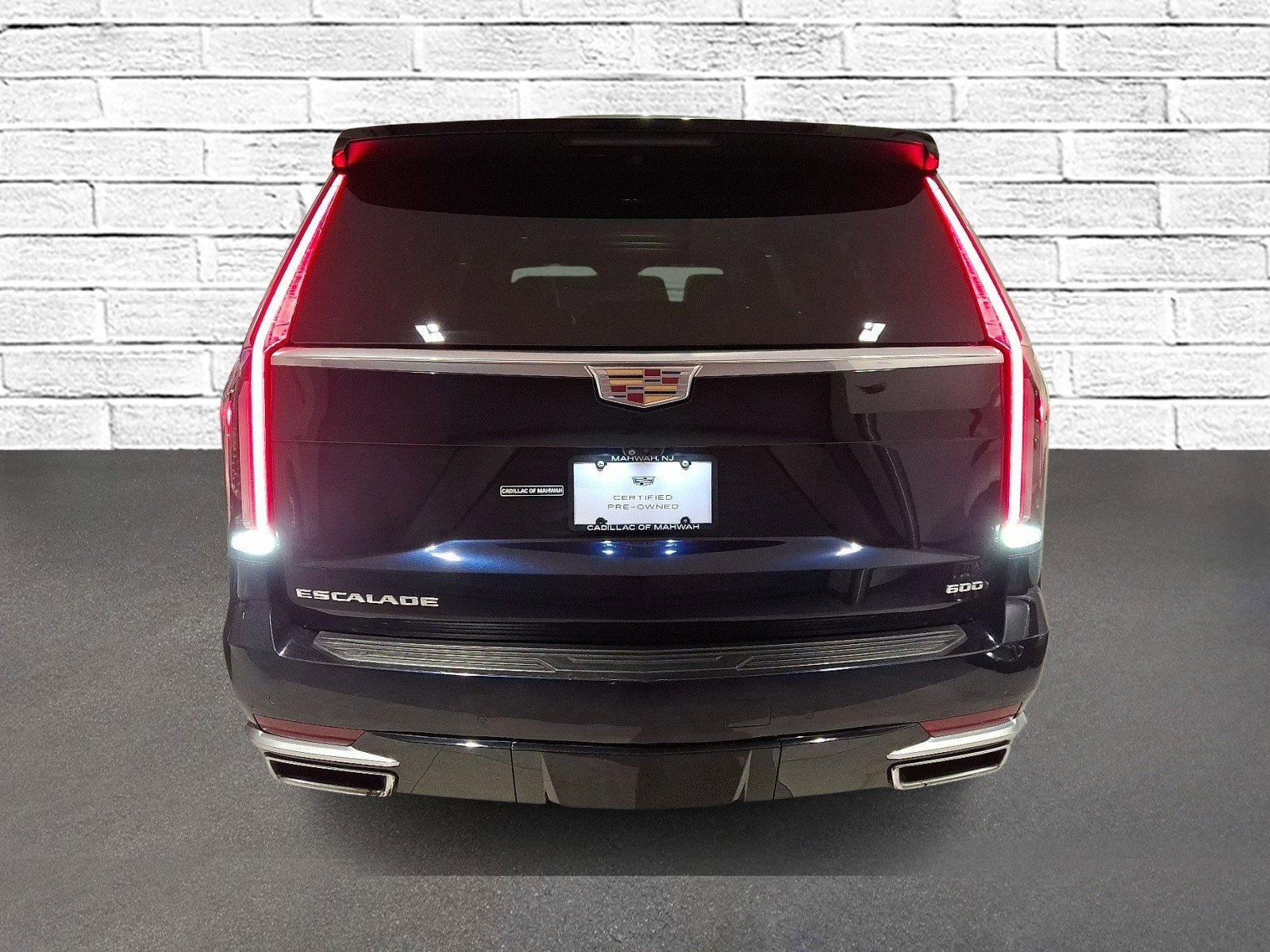 2023 Cadillac Escalade ESV Premium Luxury