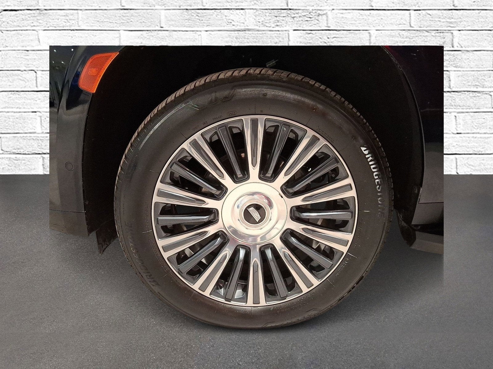 2023 Cadillac Escalade ESV Premium Luxury