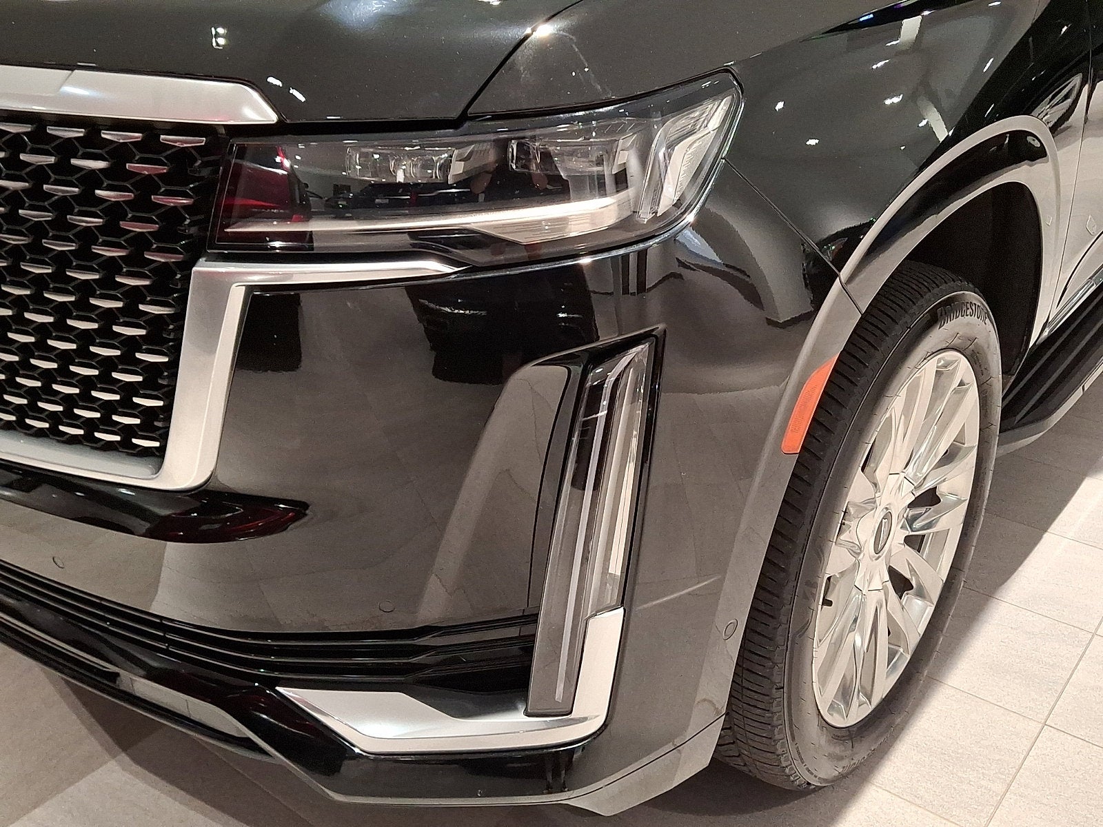 2023 Cadillac Escalade ESV Premium Luxury