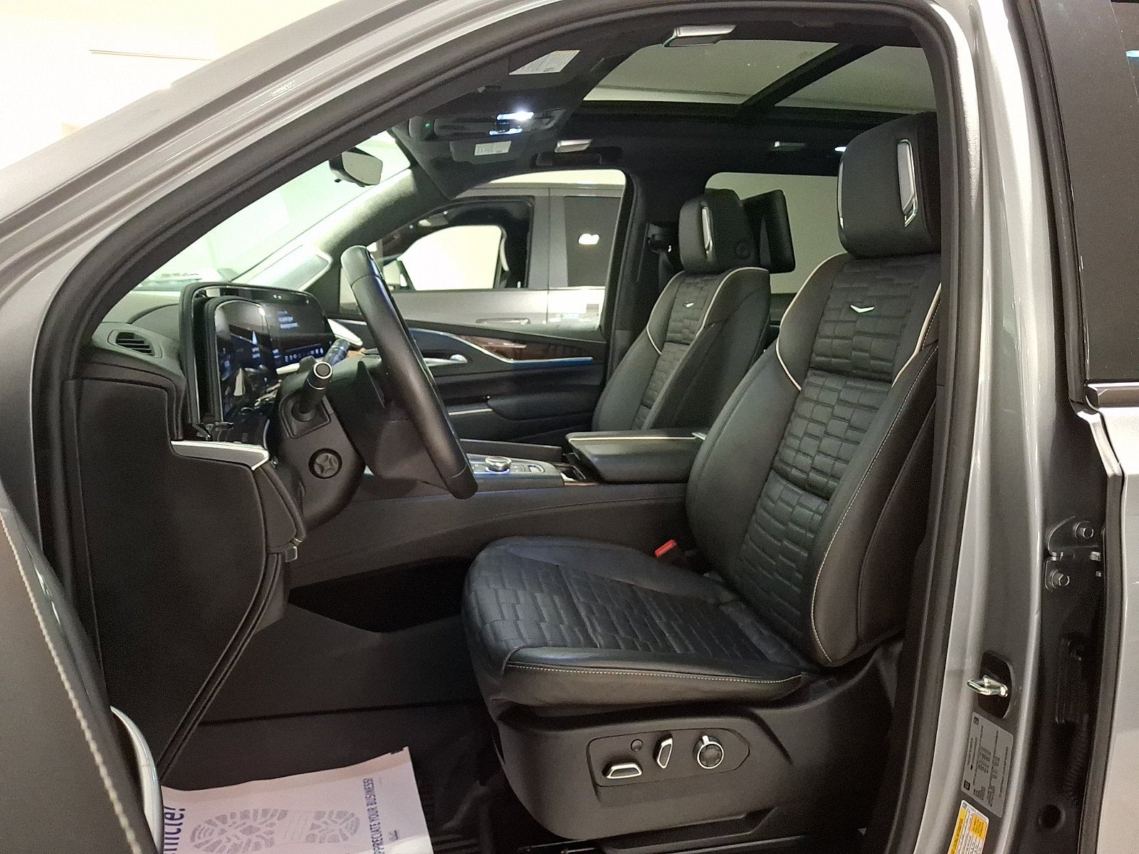 2024 Cadillac Escalade ESV Sport Platinum