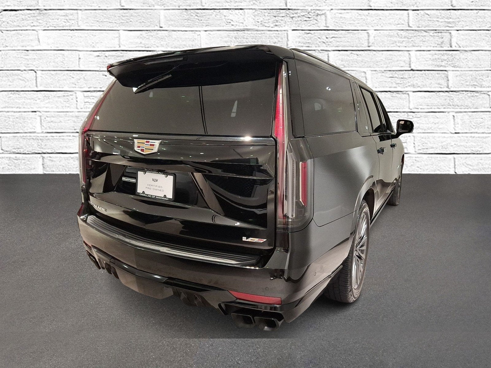 2023 Cadillac Escalade ESV AWD V-Series